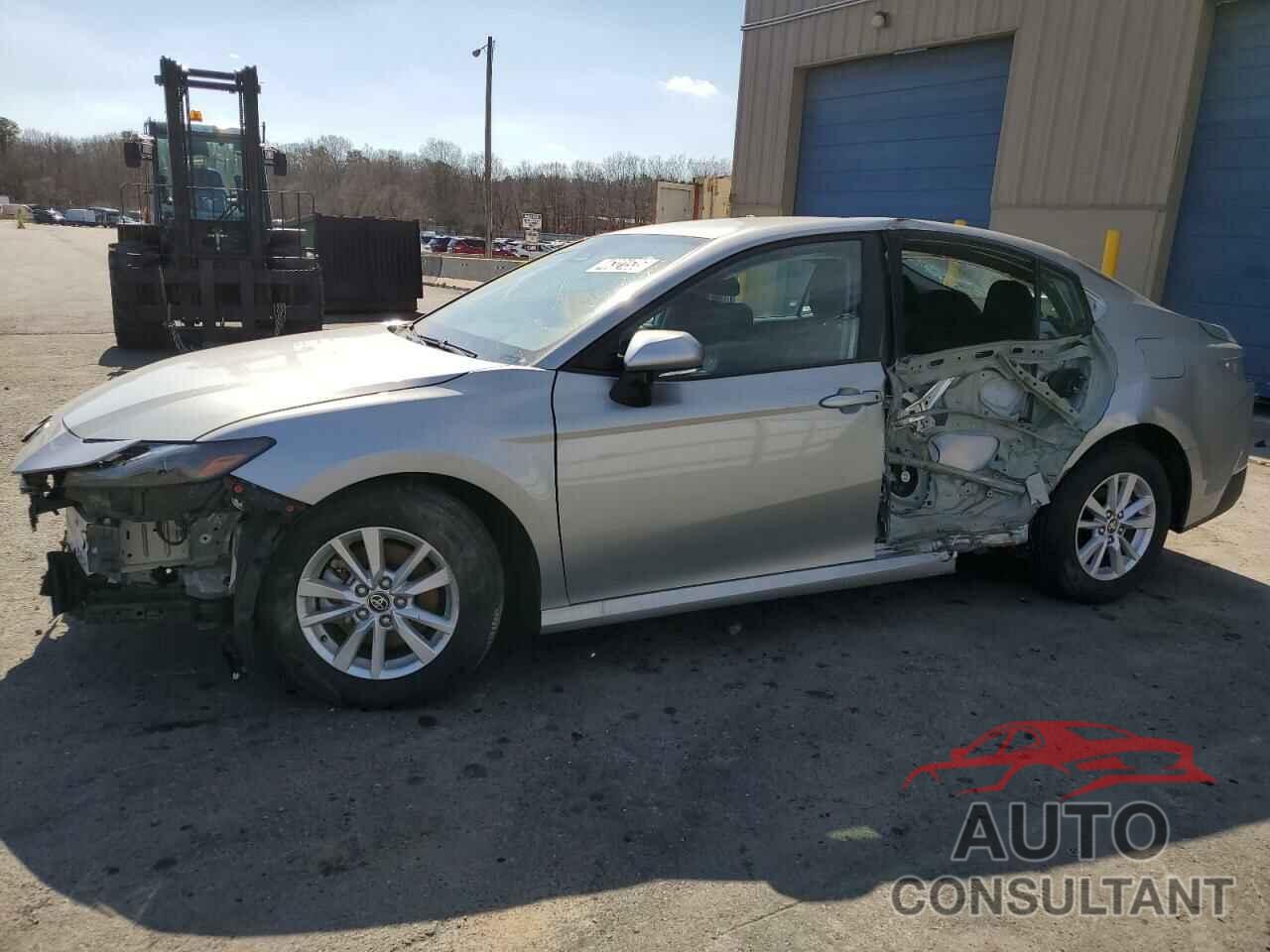 TOYOTA CAMRY 2025 - 4T1DAACK2SU020601