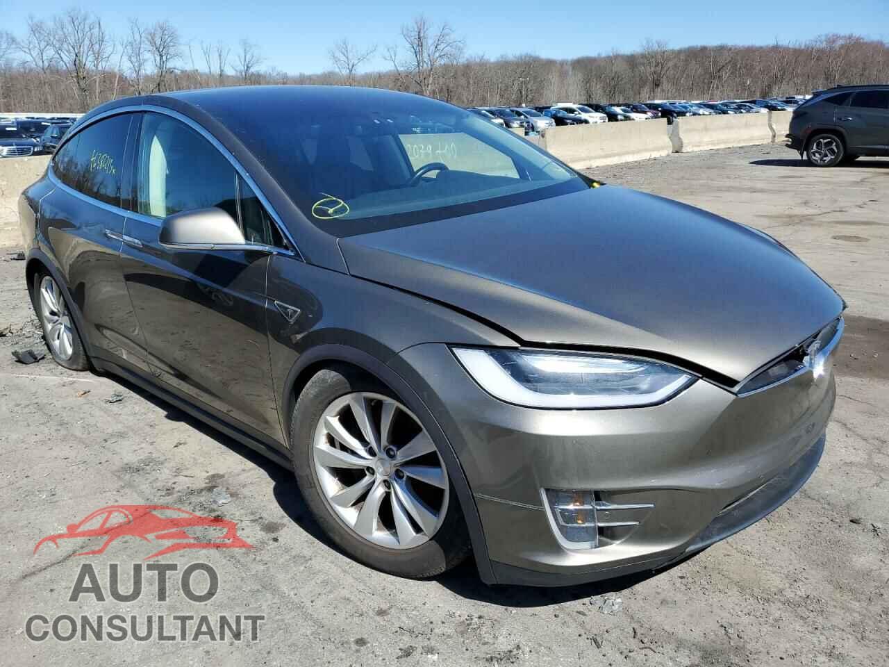 TESLA MODEL X 2016 - 5YJXCAE23GF004920