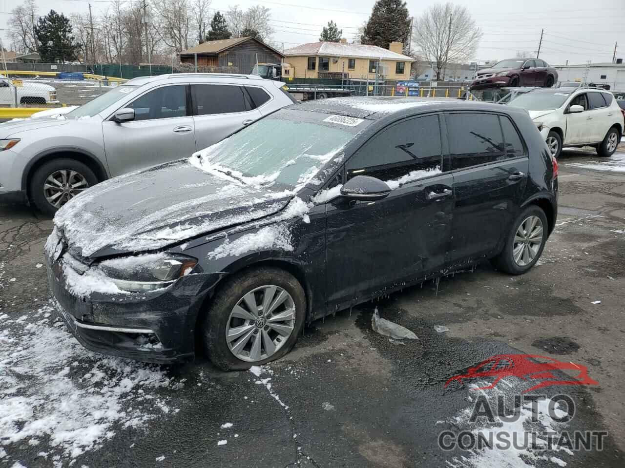 VOLKSWAGEN GOLF 2018 - 3VWG17AU4JM250956