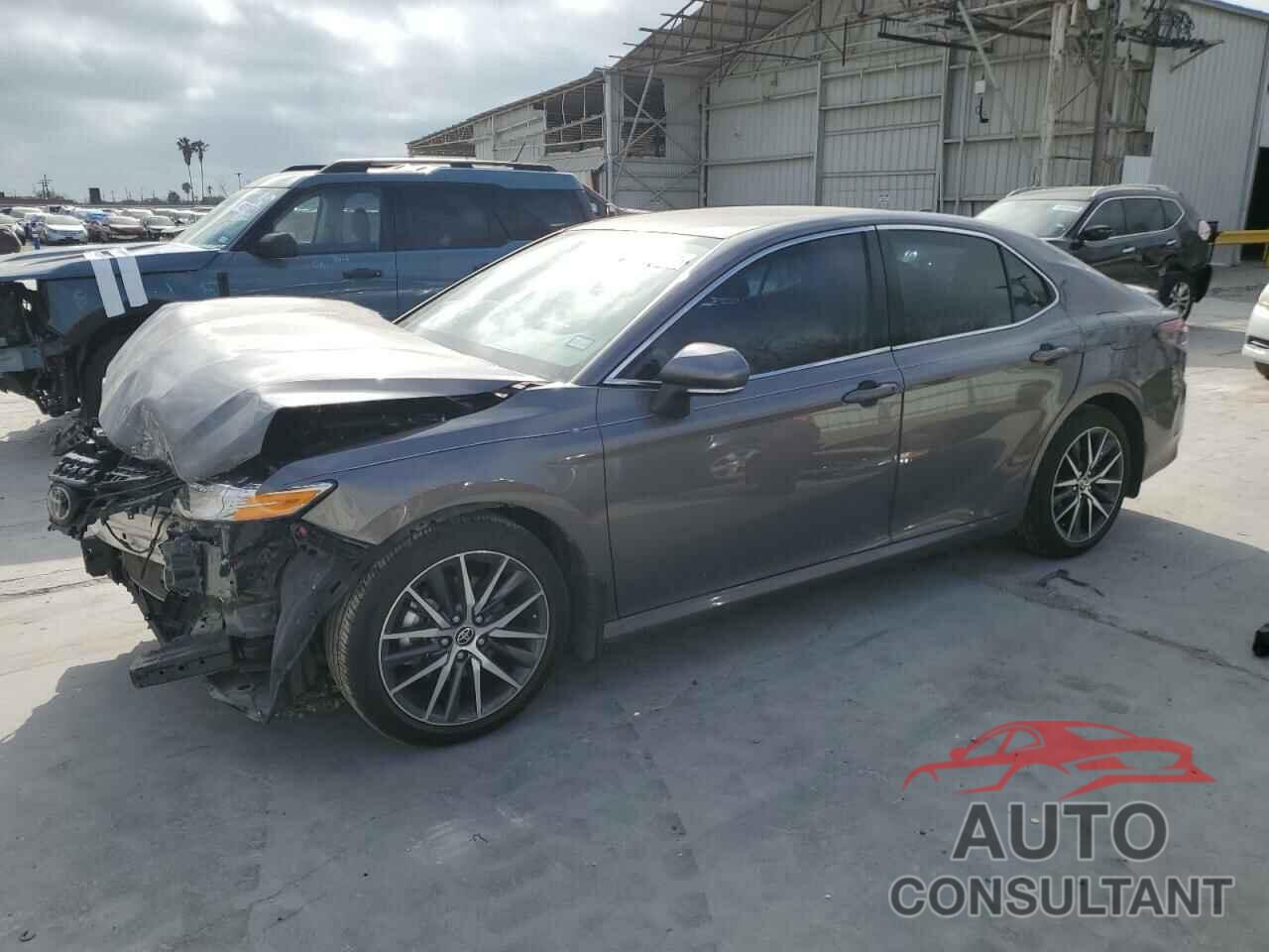 TOYOTA CAMRY 2023 - 4T1F11AKXPU086512
