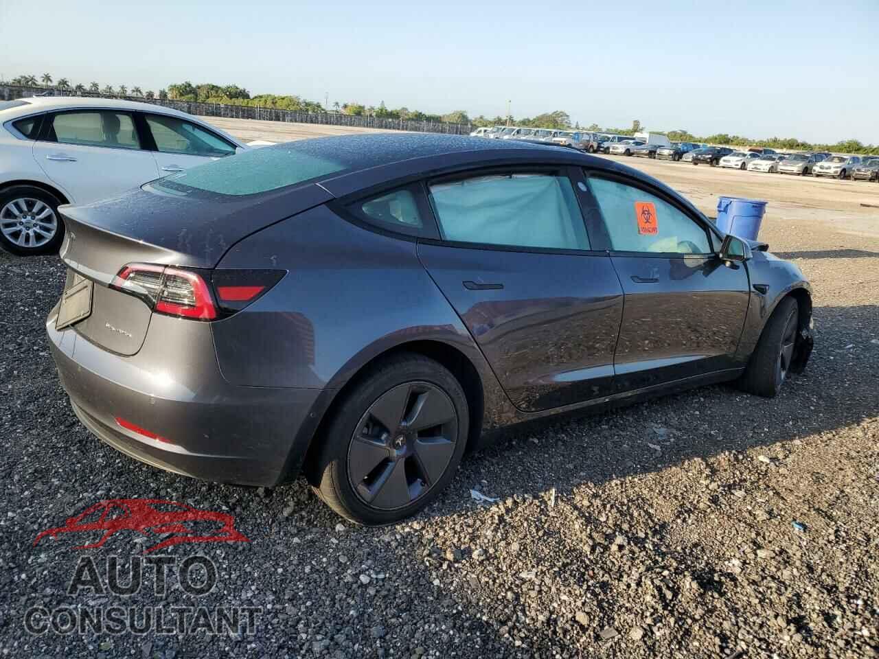 TESLA MODEL 3 2022 - 5YJ3E1EB8NF287871