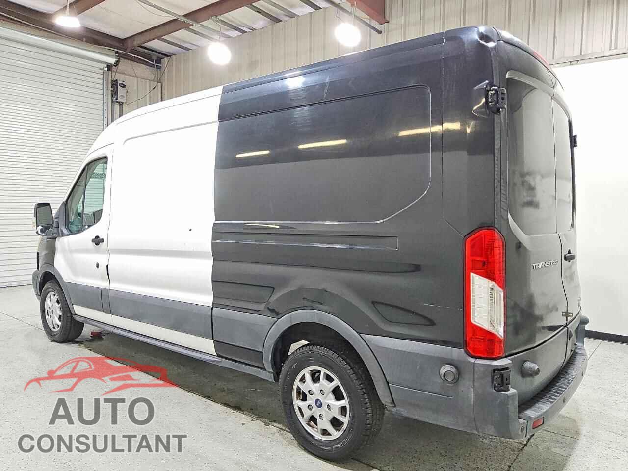 FORD TRANSIT 2015 - 1FTYR2CM1FKA72924