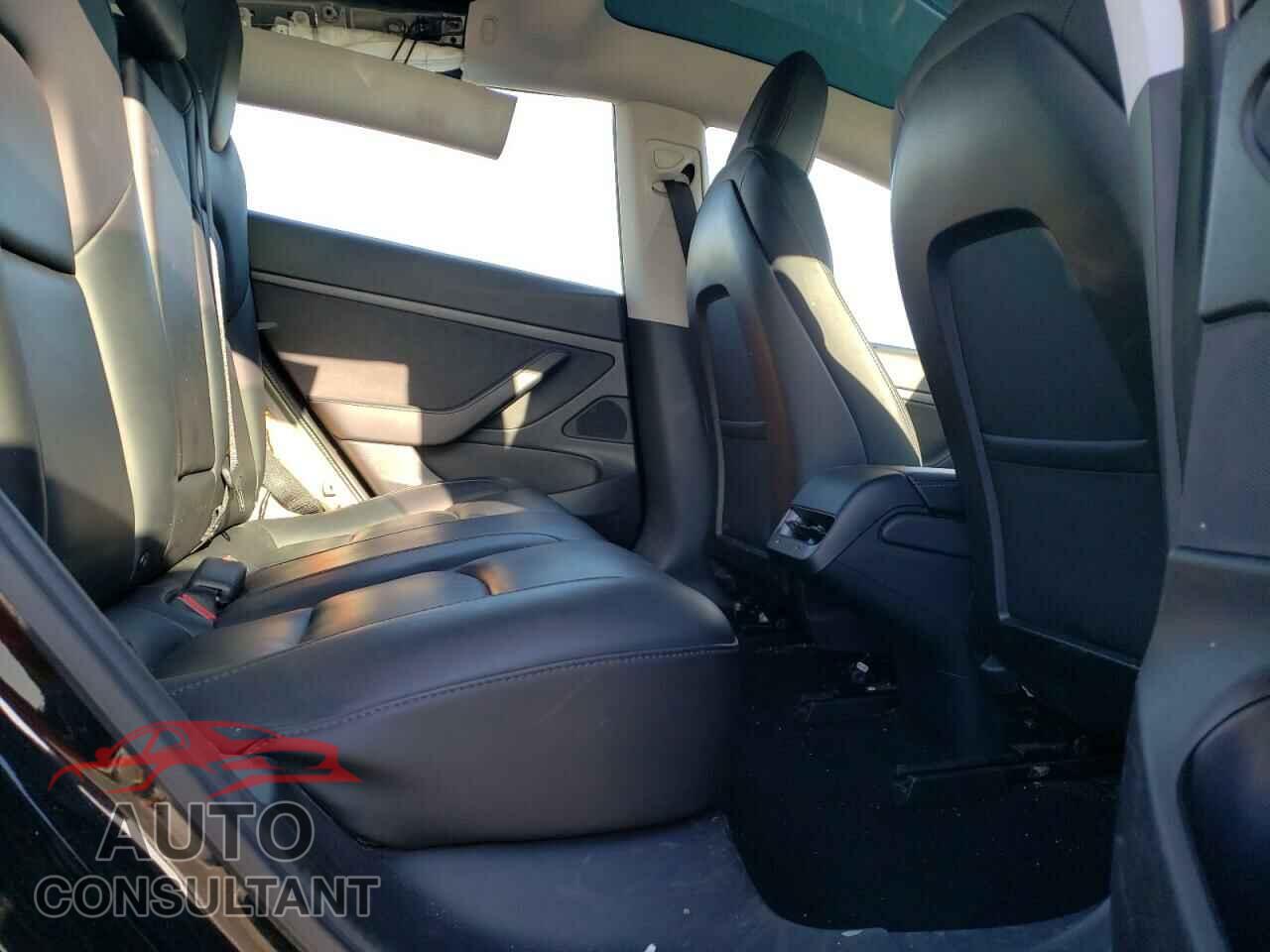 TESLA MODEL 3 2020 - 5YJ3E1EA2LF657393
