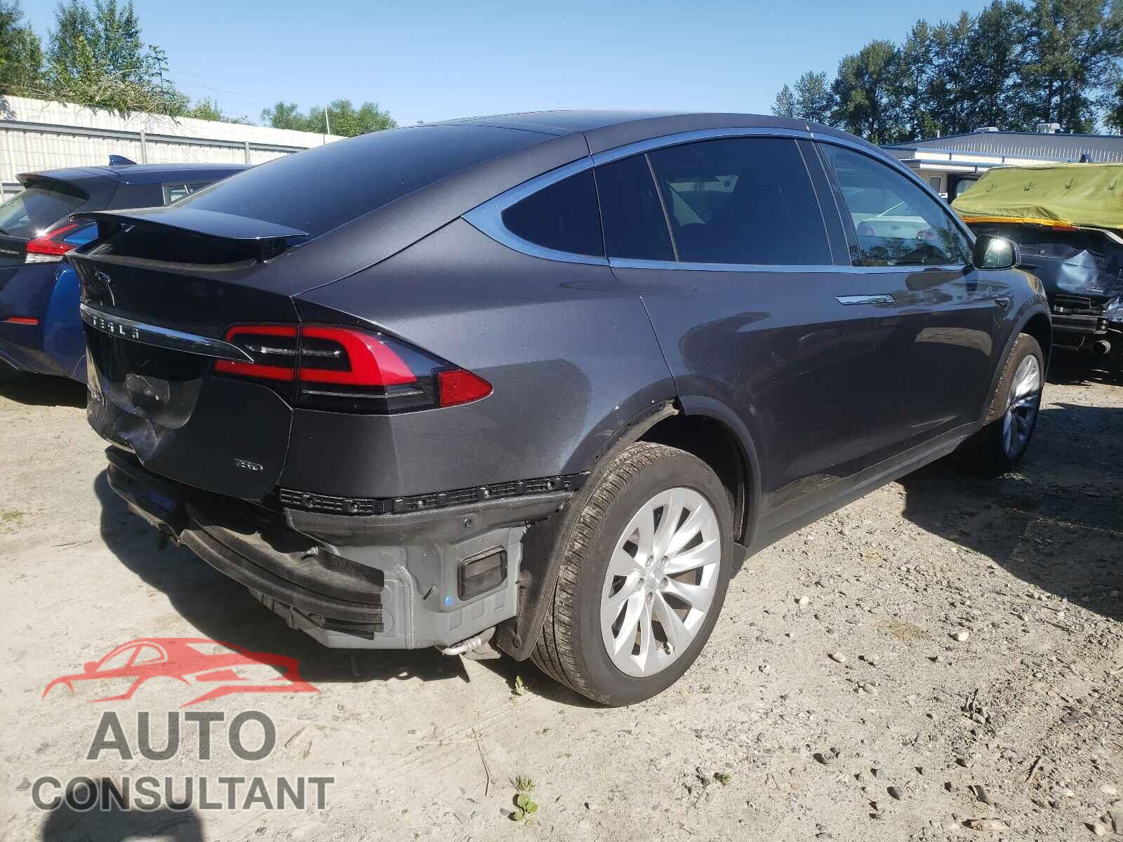 TESLA MODEL X 2016 - 5YJXCBE29GF031335