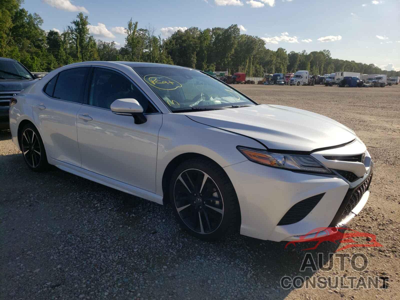 TOYOTA CAMRY 2019 - 4T1B61HK1KU716559