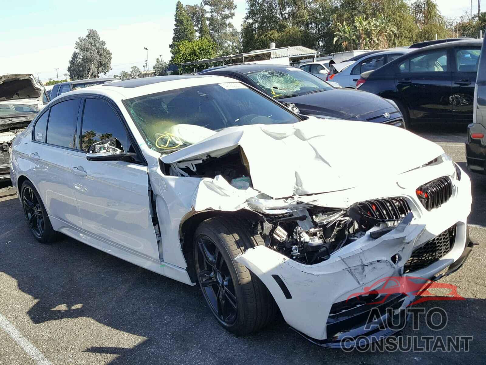 BMW 3 SERIES 2018 - WBA8B3G58JNU36628