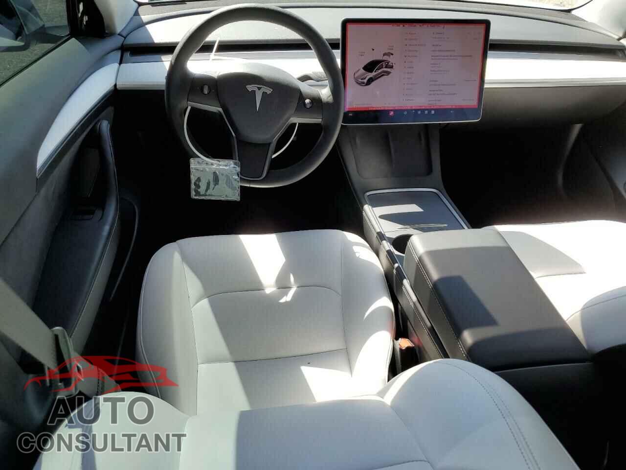 TESLA MODEL 3 2021 - 5YJ3E1EA3MF994284