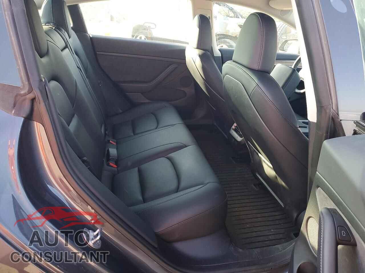 TESLA MODEL 3 2023 - 5YJ3E1EA4PF703442