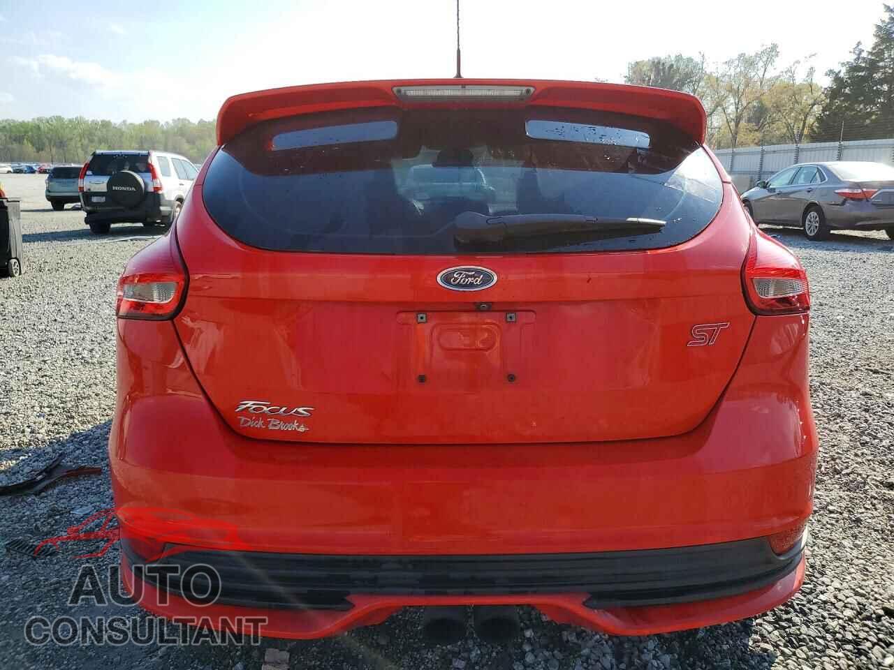 FORD FOCUS 2016 - 1FADP3L90GL355239