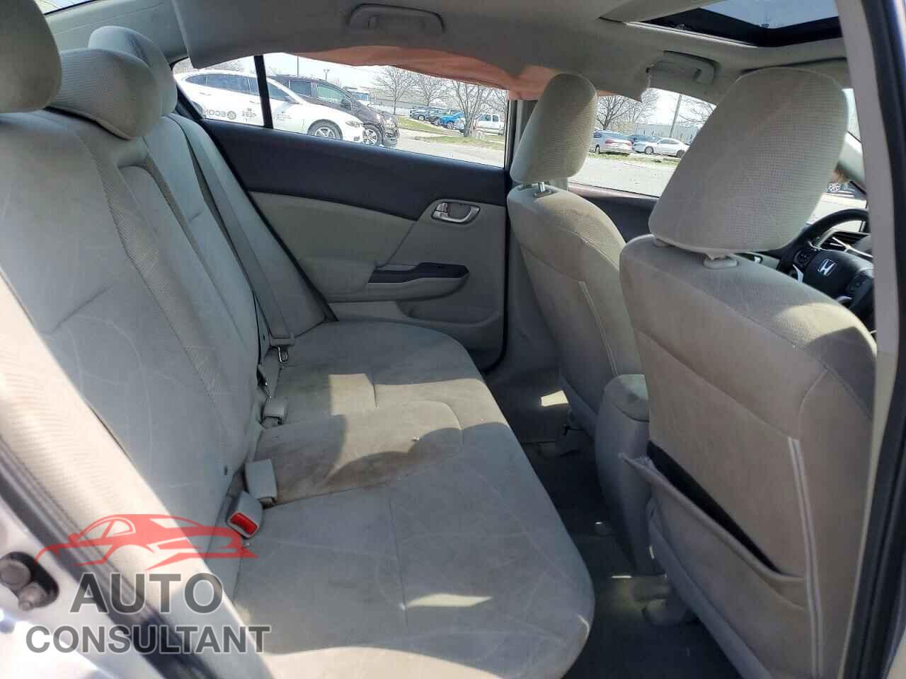 HONDA CIVIC 2012 - 2HGFB2F82CH306261