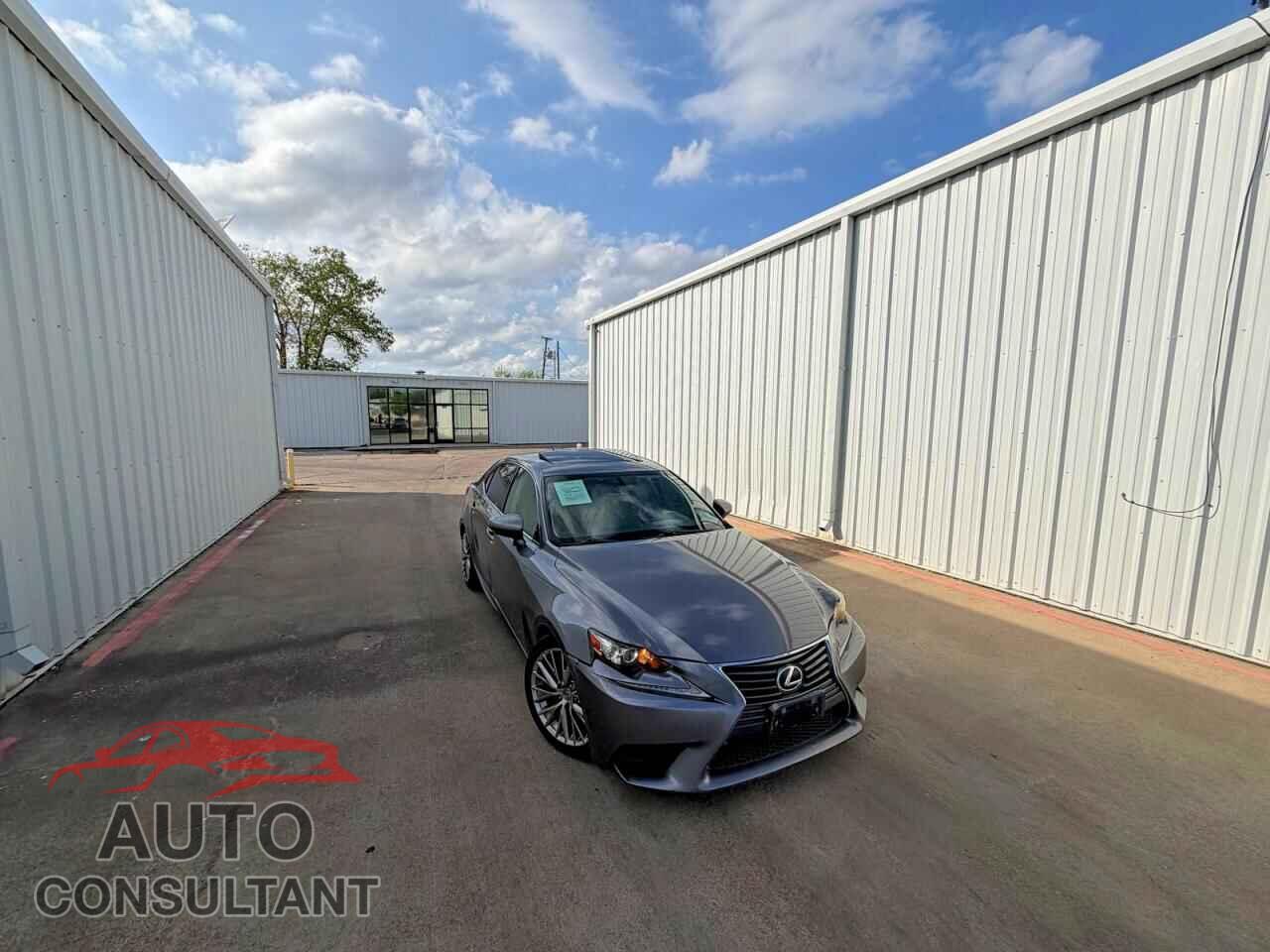 LEXUS IS 2014 - JTHBF1D29E5011886