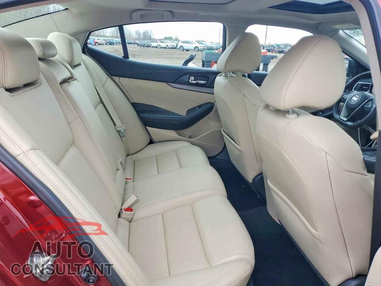 NISSAN MAXIMA 2017 - 1N4AA6AP1HC442995