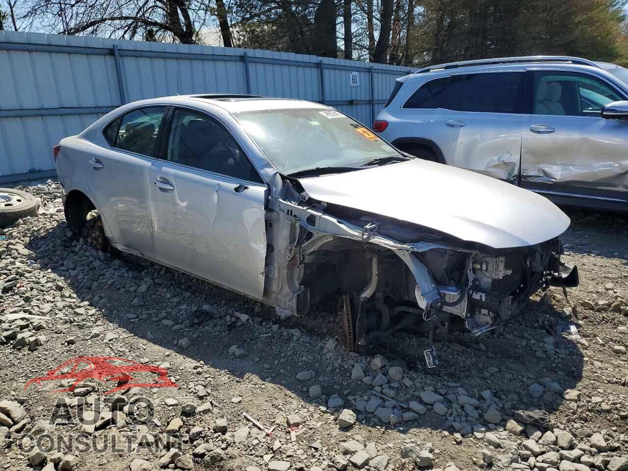 LEXUS IS 2011 - JTHCF5C24B5047445