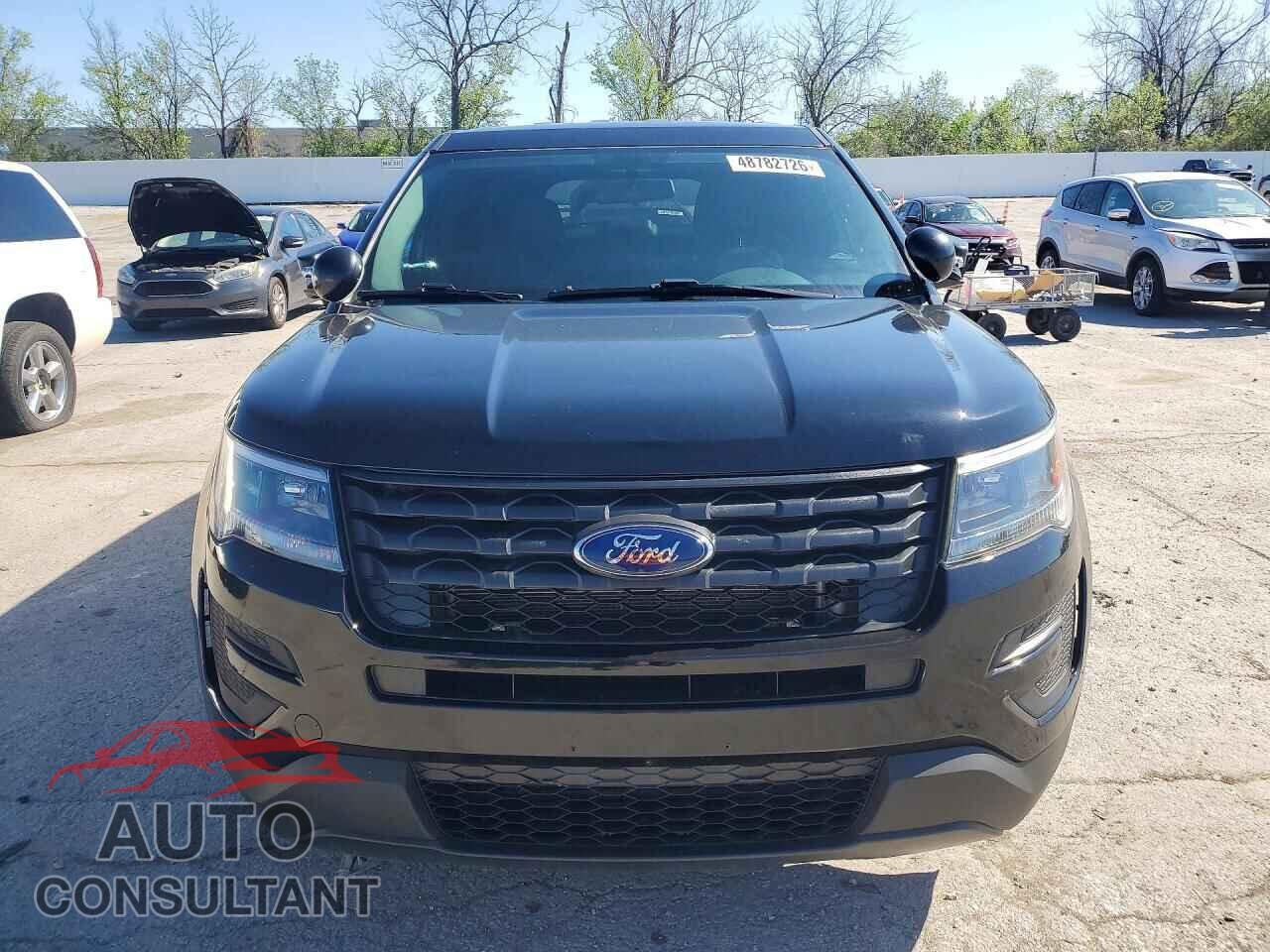 FORD EXPLORER 2018 - 1FM5K8AR3JGA58376