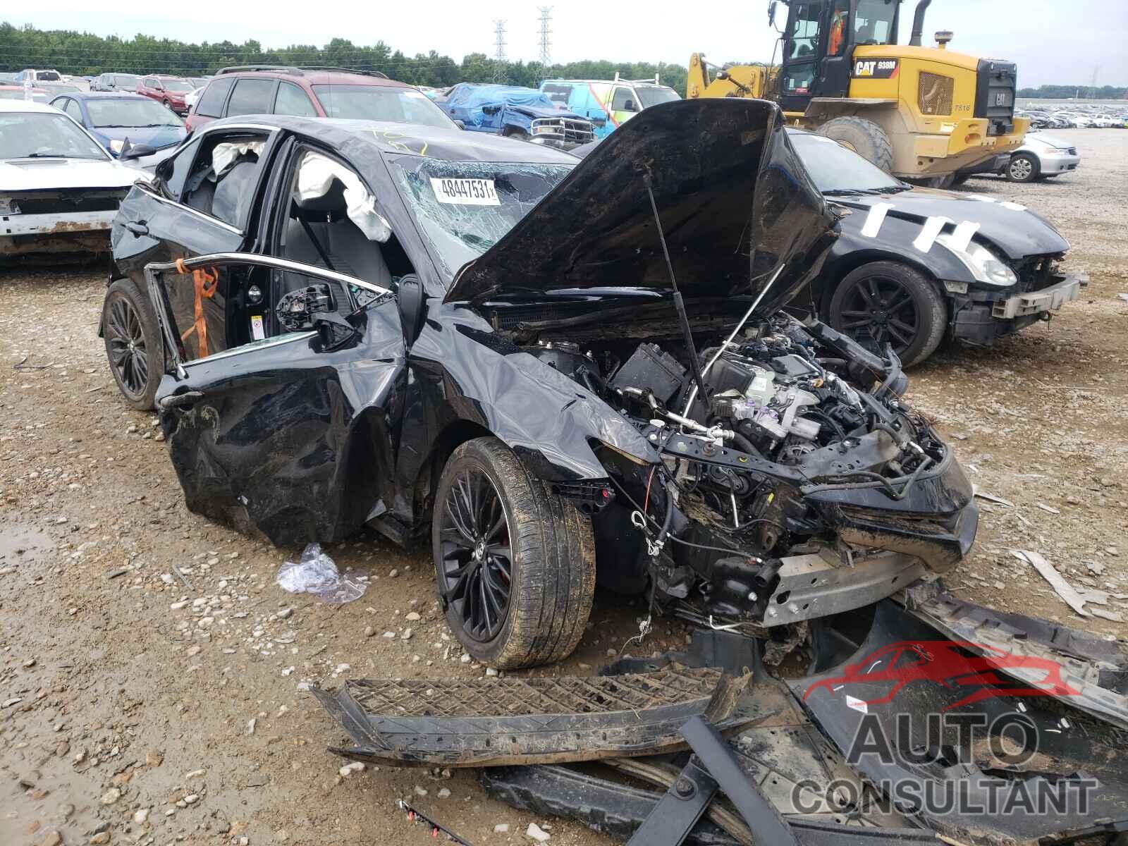 TOYOTA CAMRY 2018 - 4T1B11HK4JU050875