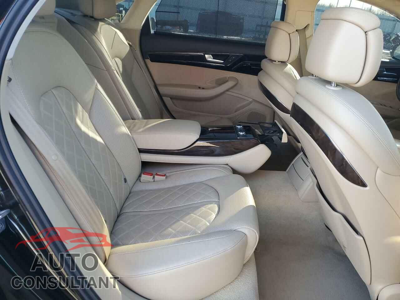 AUDI A8 2013 - WAUR2AFD5DN025225