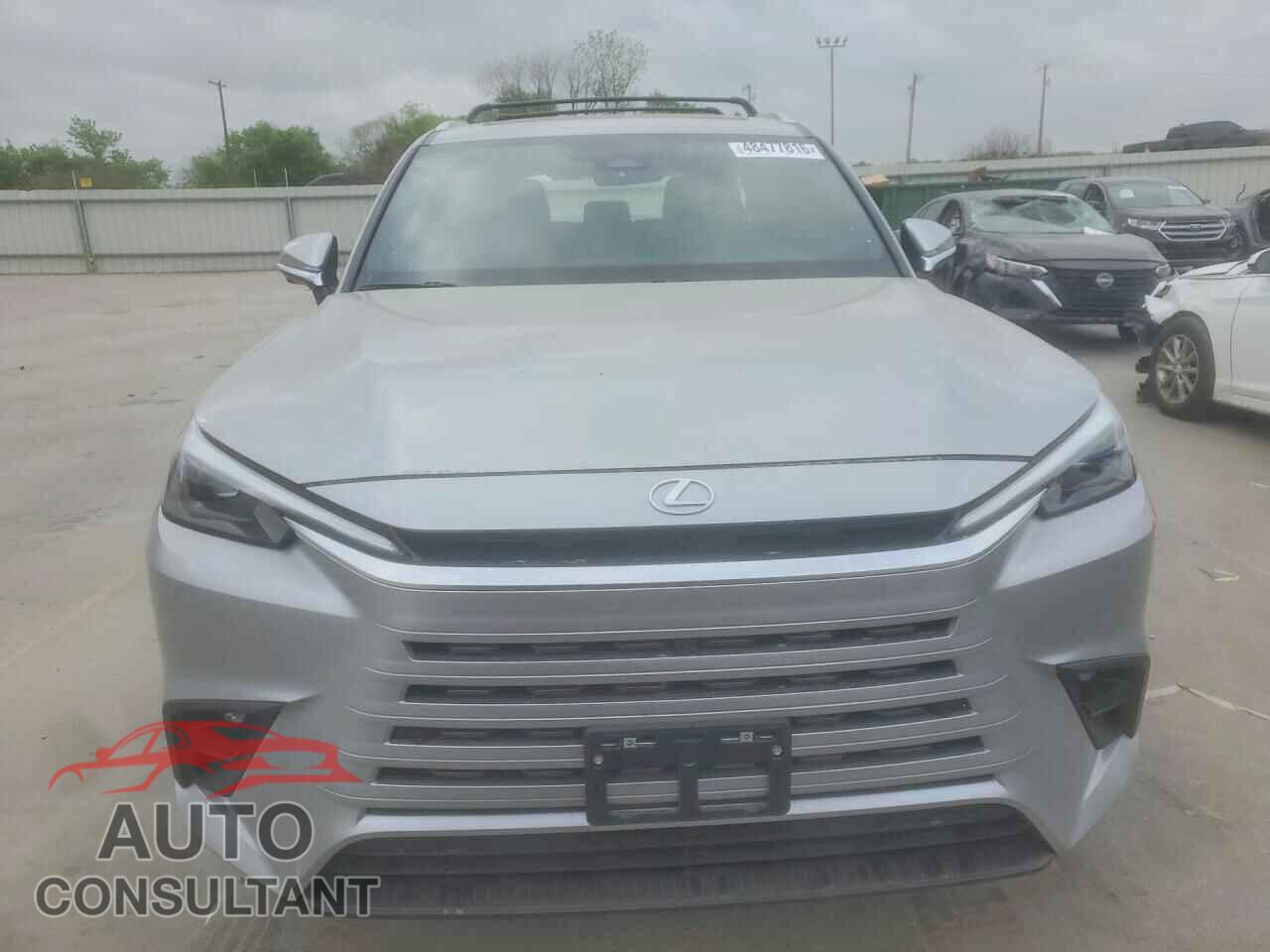 LEXUS UNKNOWN 2025 - 5TDAAAA6XSS015437
