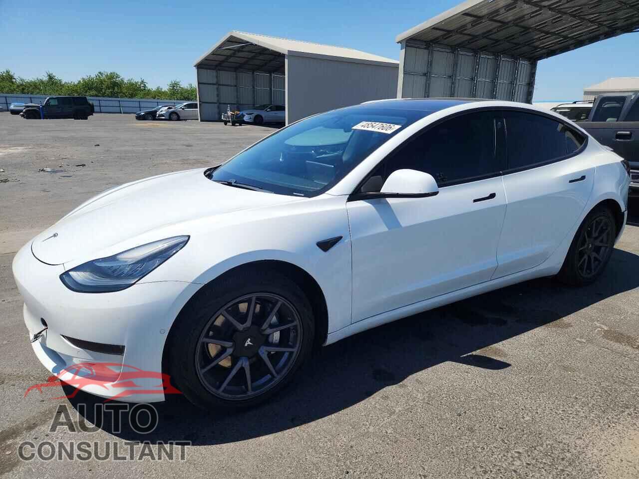 TESLA MODEL 3 2018 - 5YJ3E1EA5JF026165