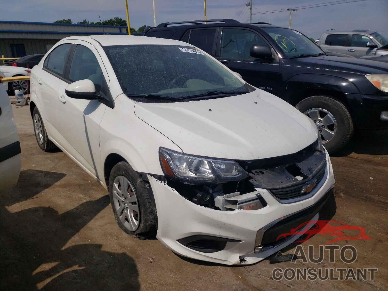 CHEVROLET SONIC 2017 - 1G1JB5SH7H4139750