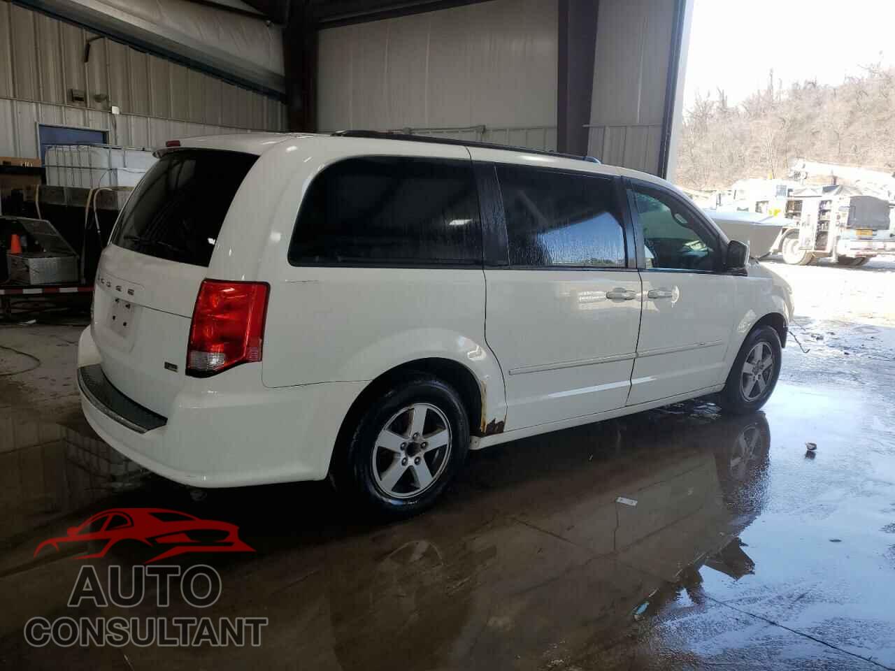 DODGE CARAVAN 2011 - 2D4RN3DG8BR637697