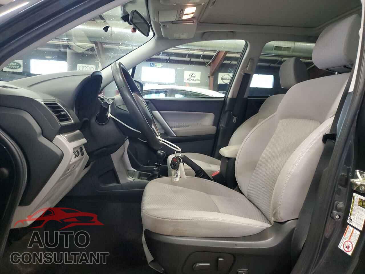SUBARU FORESTER 2017 - JF2SJAEC4HG543158