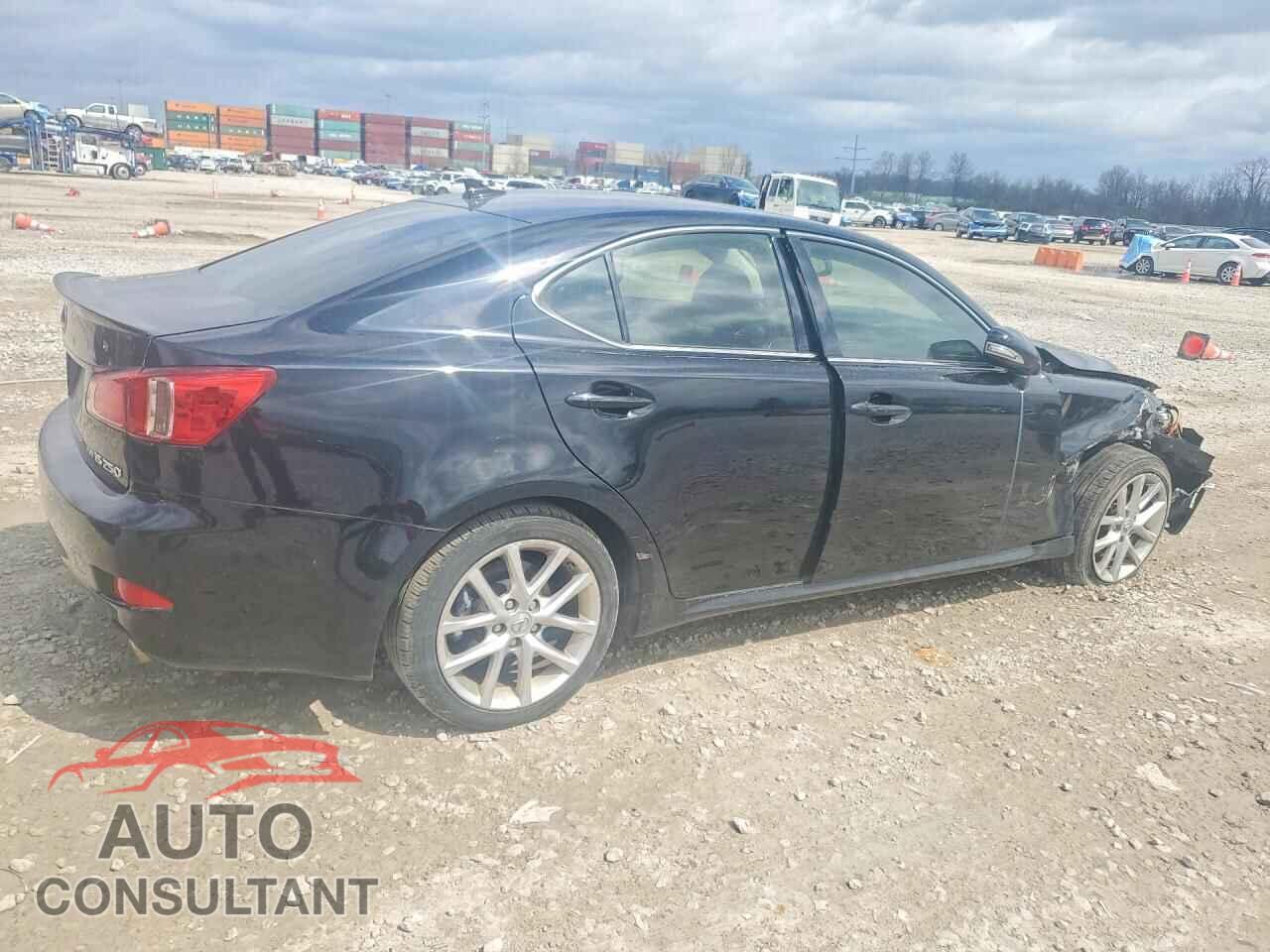 LEXUS IS 2011 - JTHCF5C23B5049929