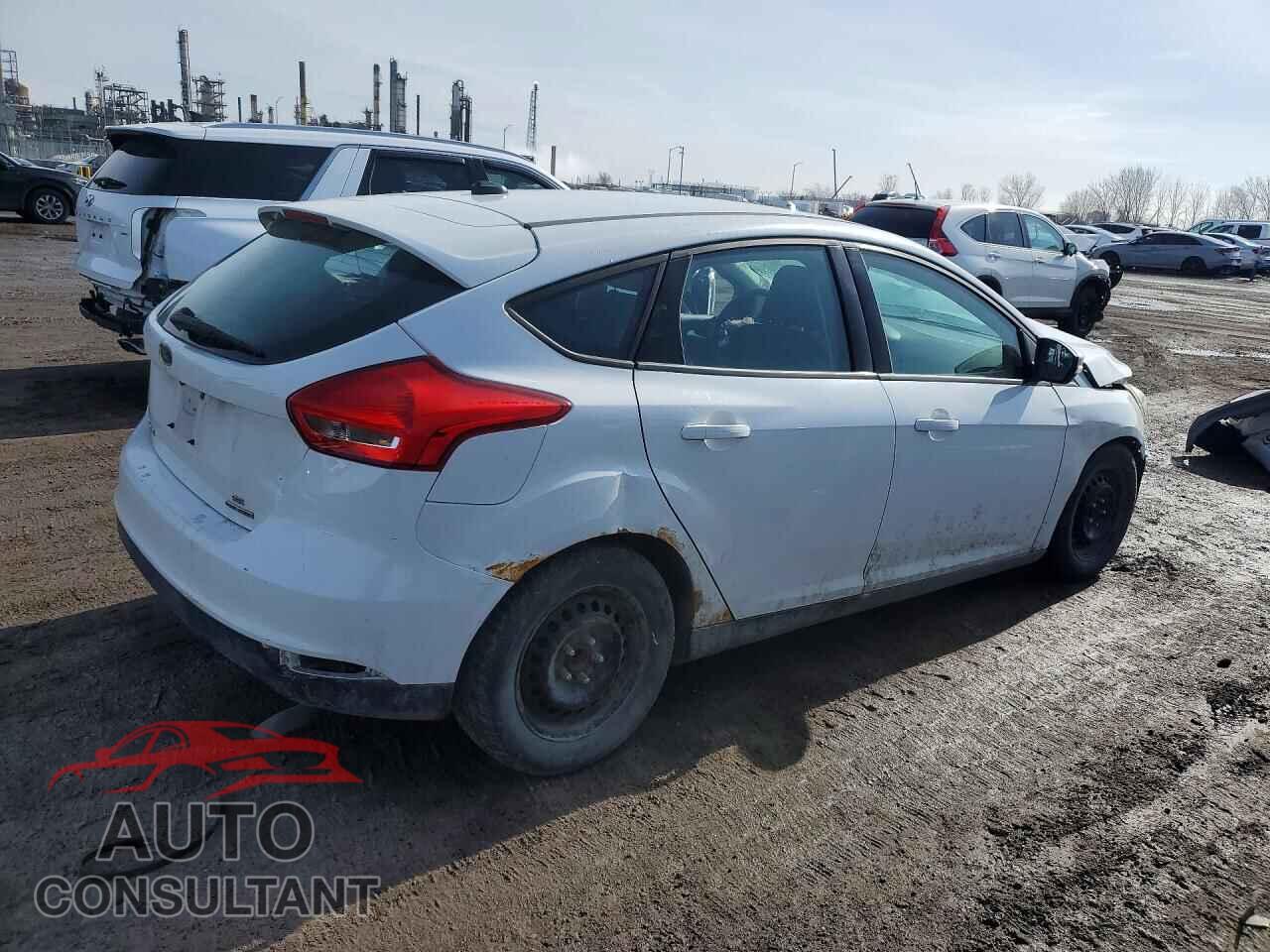 FORD FOCUS 2015 - 1FADP3K23FL351916