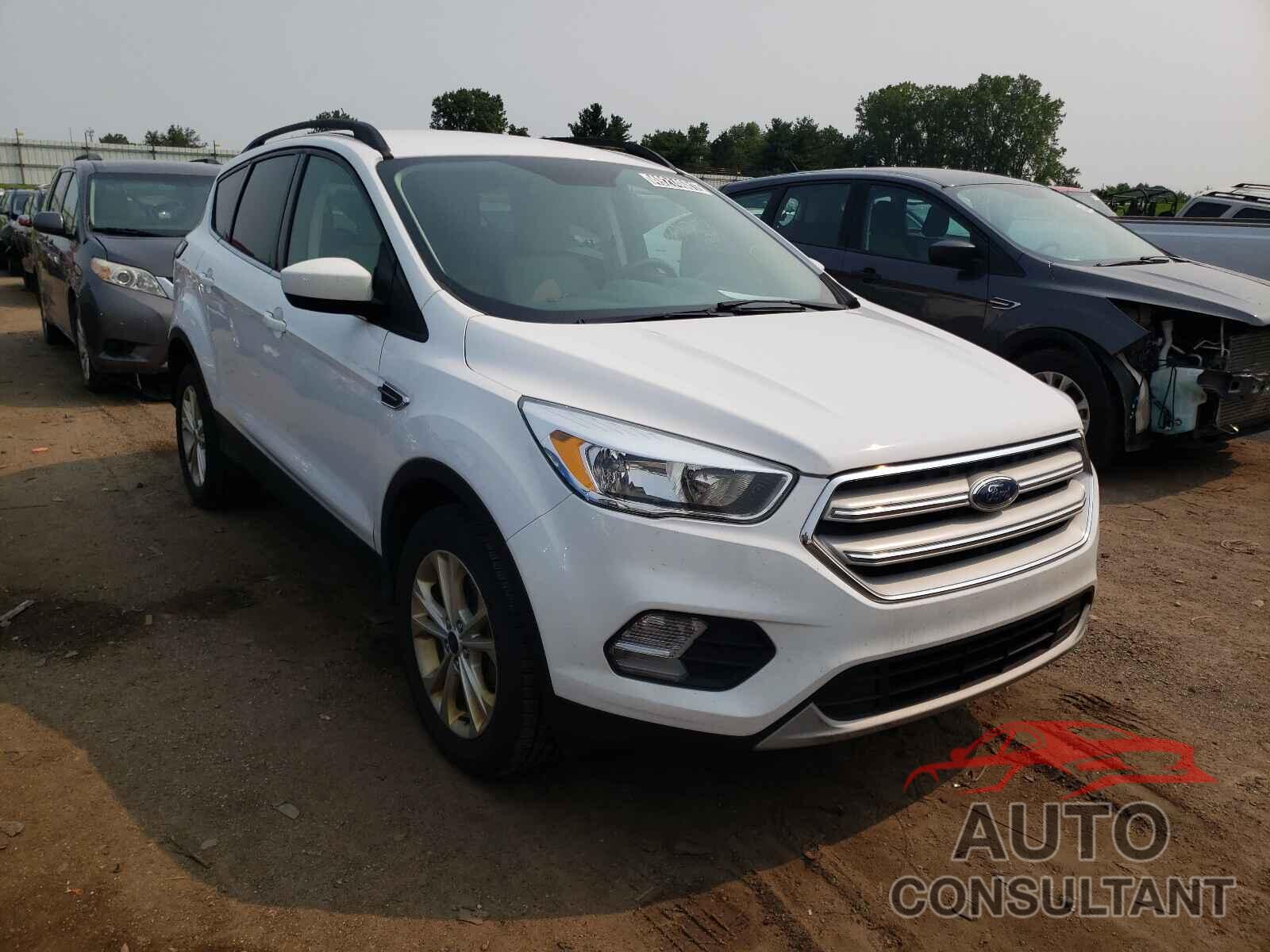 FORD ESCAPE 2018 - 1FMCU0GD6JUA74488