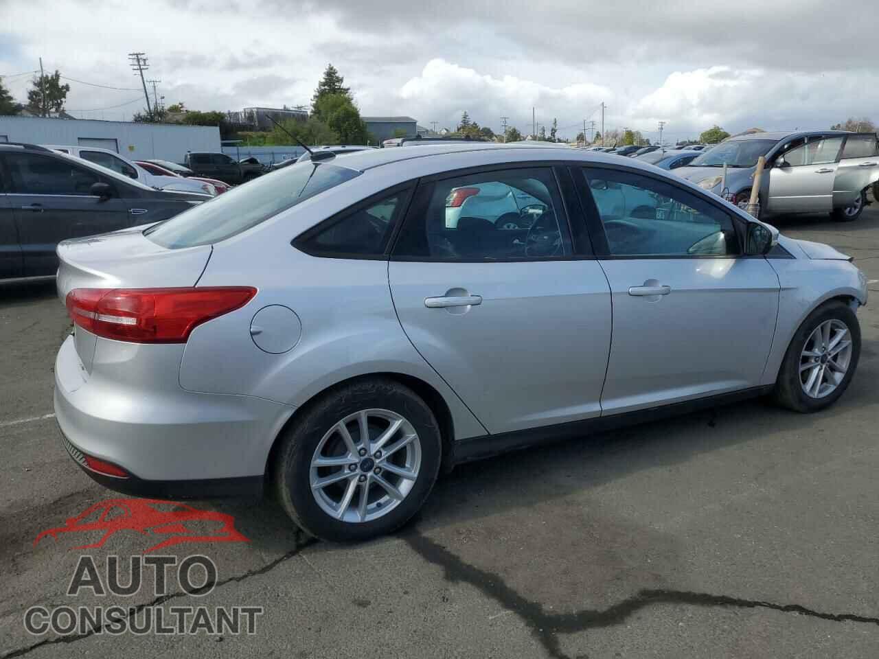 FORD FOCUS 2016 - 1FADP3F28GL289912