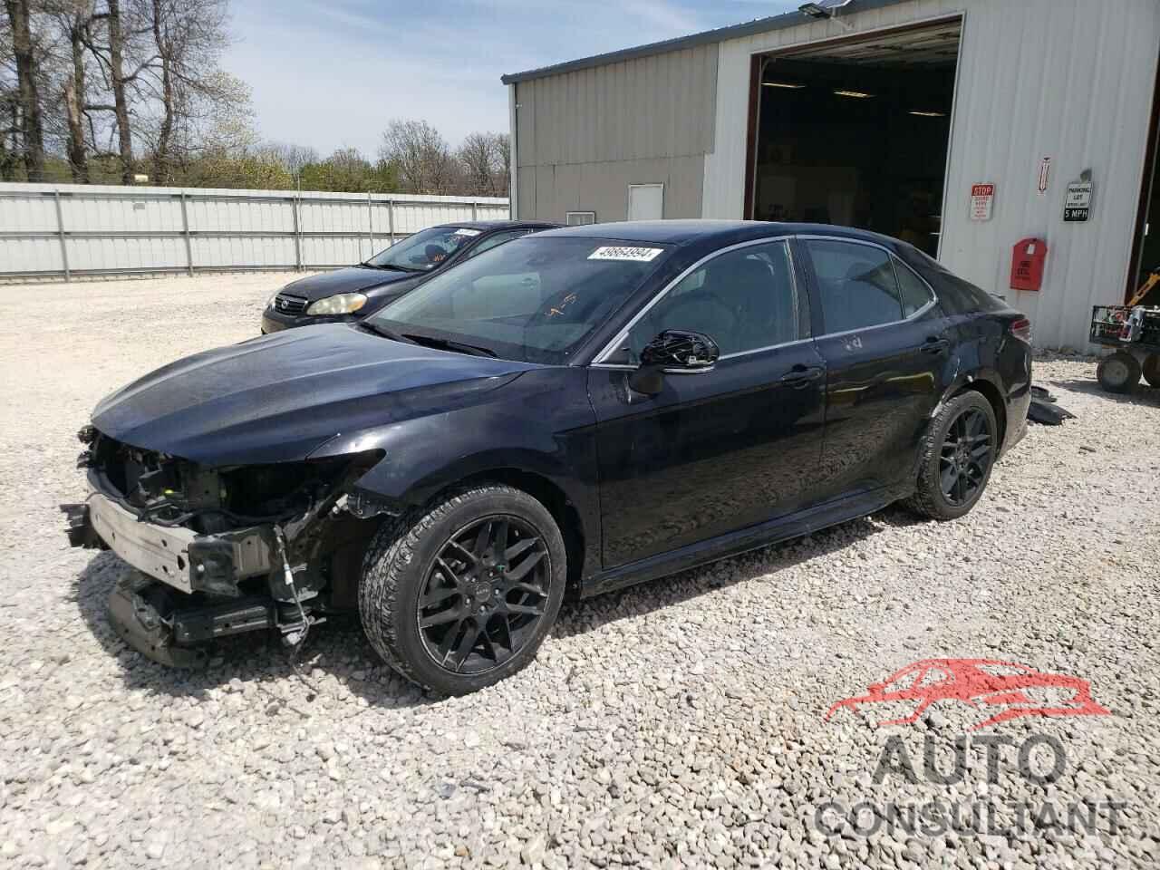 TOYOTA CAMRY 2022 - 4T1G11AK0NU003140