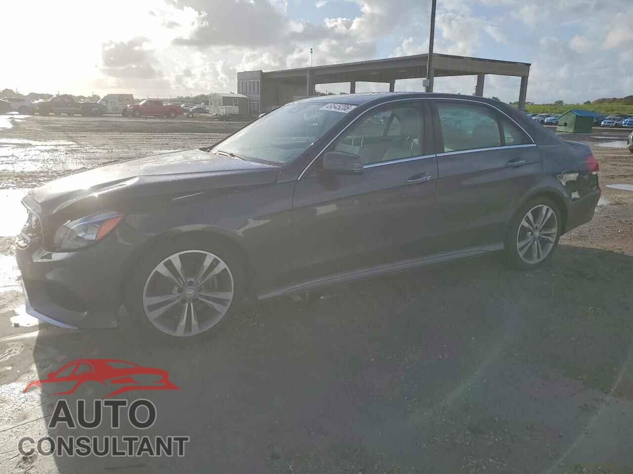 MERCEDES-BENZ E-CLASS 2014 - WDDHF5KB2EA977922