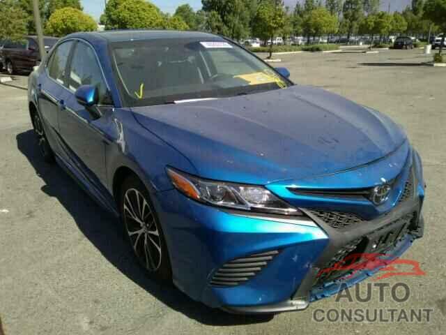 TOYOTA CAMRY 2018 - 4T1B11HK6JU028828