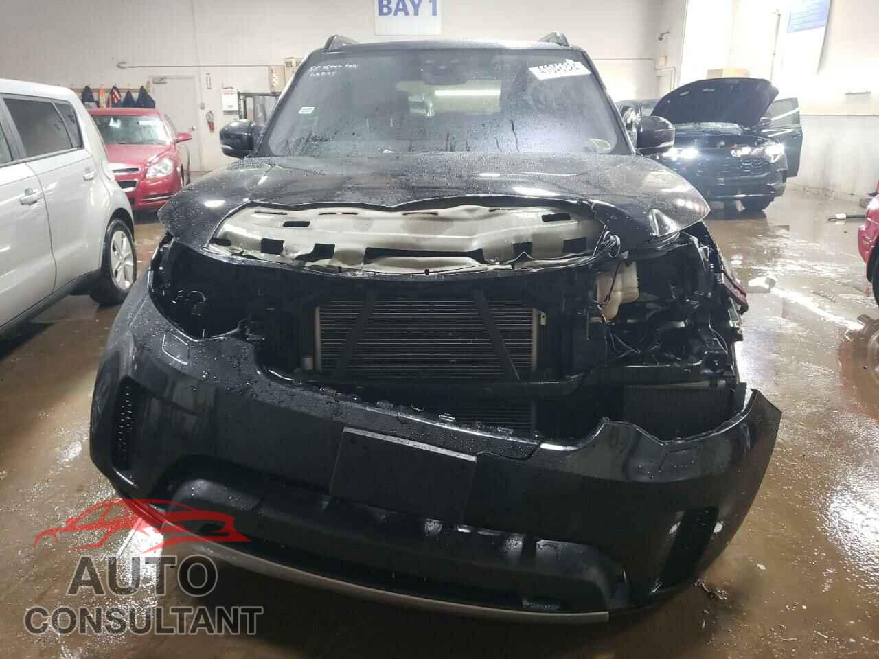 LAND ROVER DISCOVERY 2017 - SALRRBBV2HA041729