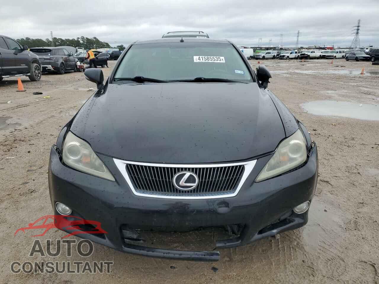 LEXUS IS 2014 - JTHFF2C21E2529906