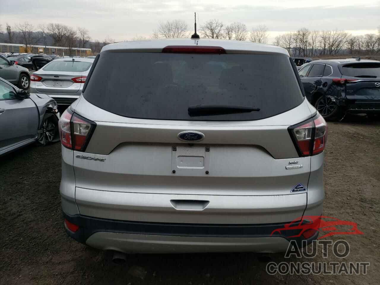 FORD ESCAPE 2017 - 1FMCU0G9XHUC97140