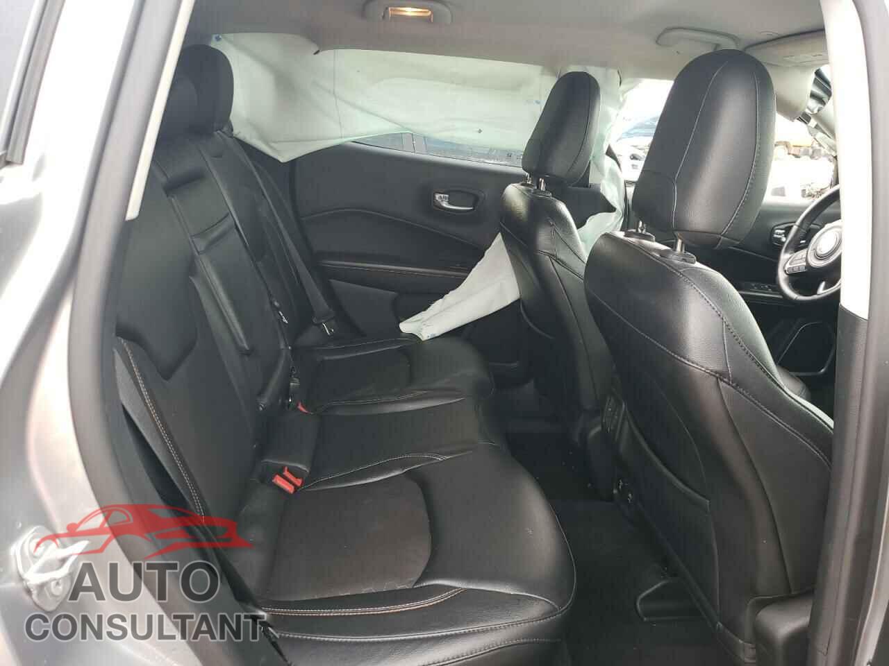 JEEP COMPASS 2017 - 3C4NJCBB2HT668769