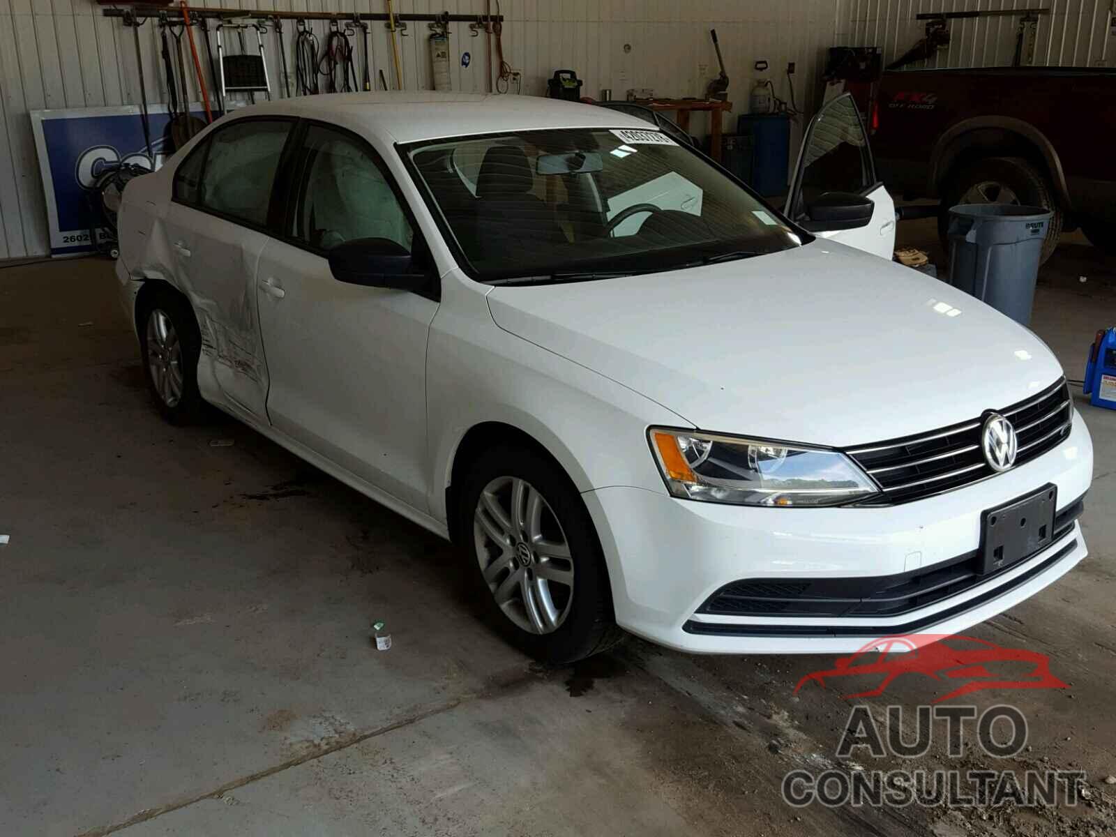 VOLKSWAGEN JETTA 2015 - 3VW2K7AJ4FM211997