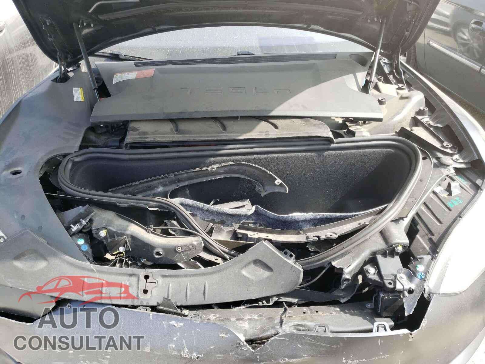 TESLA MODEL S 2016 - 5YJSA1E46GF142484