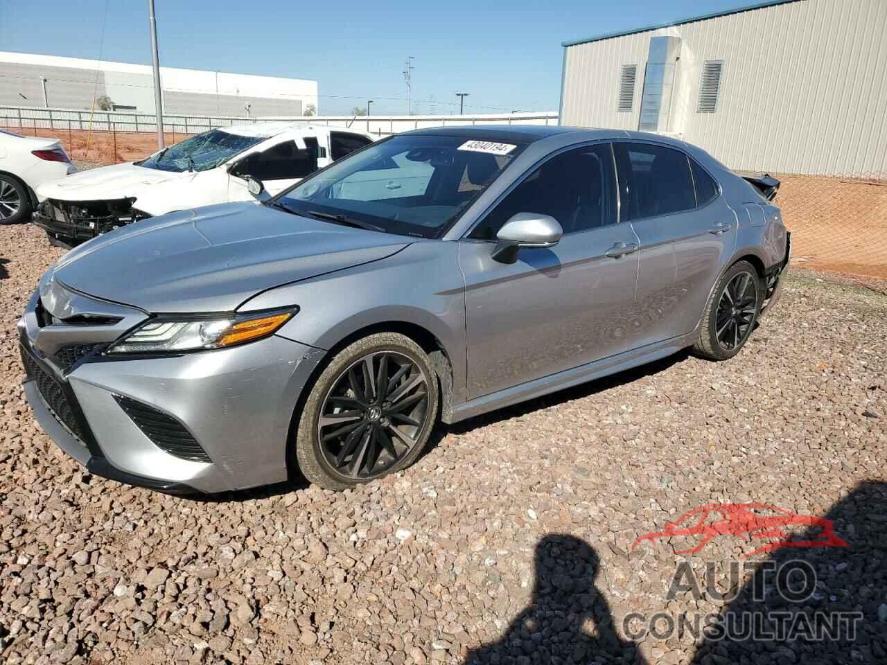 TOYOTA CAMRY 2018 - 4T1B61HK4JU077527