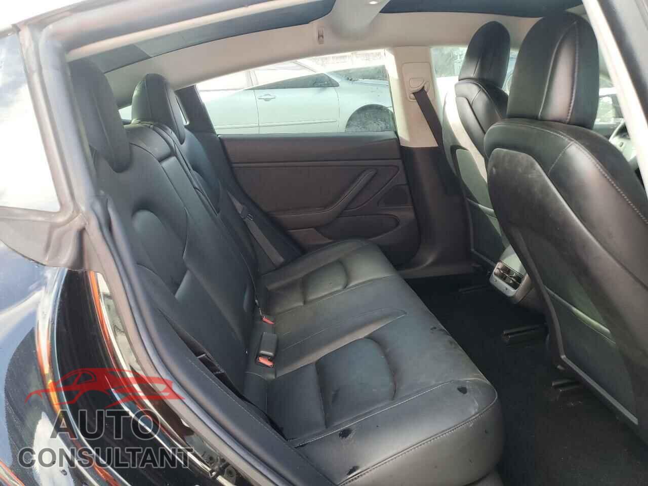 TESLA MODEL 3 2019 - 5YJ3E1EA2KF397382