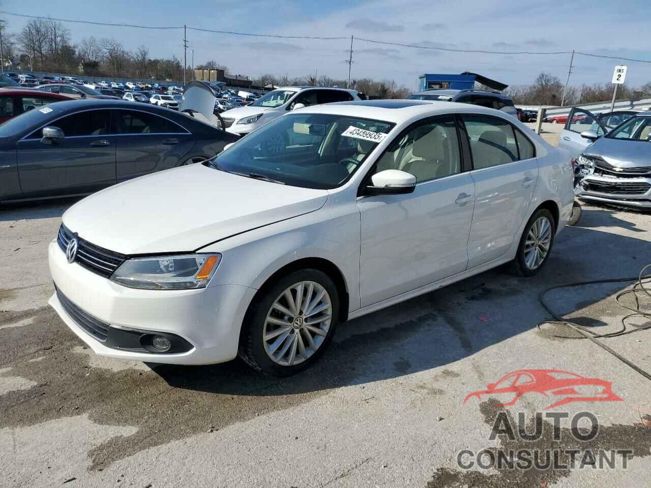 VOLKSWAGEN JETTA 2013 - 3VWLX7AJ2DM402059