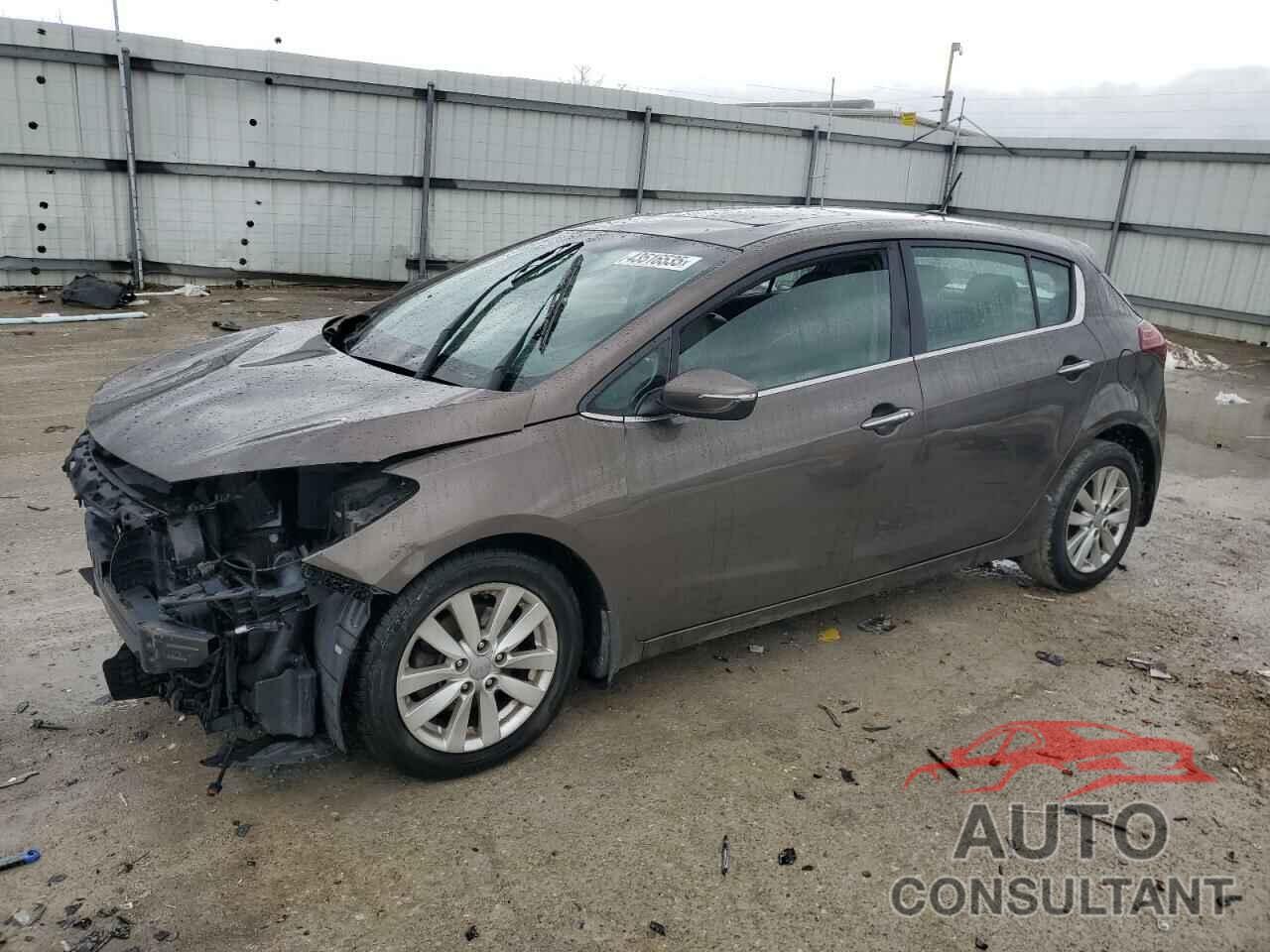 KIA FORTE 2015 - KNAFX5A82F5358247