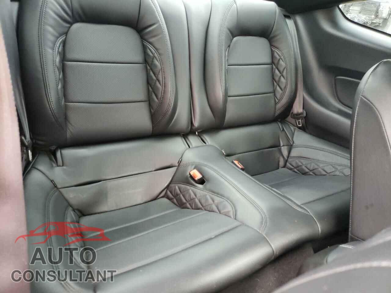FORD MUSTANG 2020 - 1FA6P8CF7L5121710