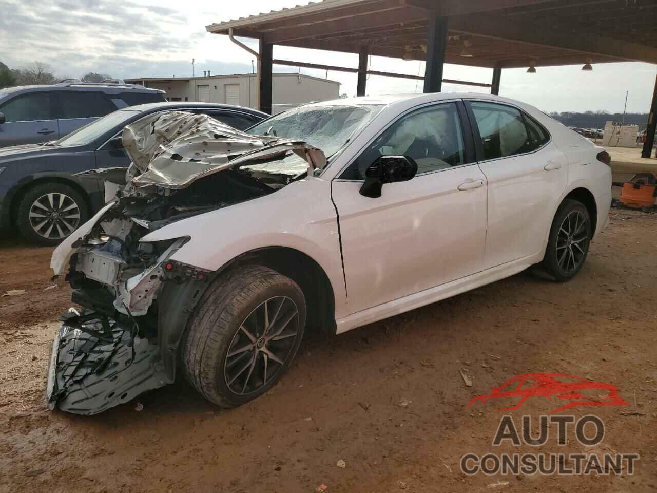 TOYOTA CAMRY 2021 - 4T1G11AK1MU614857