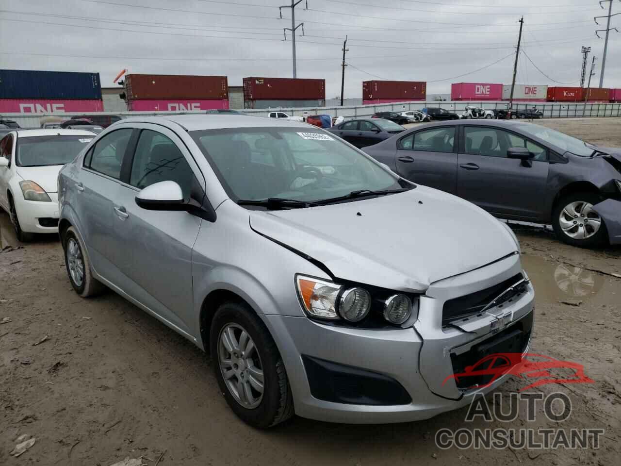 CHEVROLET SONIC 2016 - 1G1JC5SH9G4179405