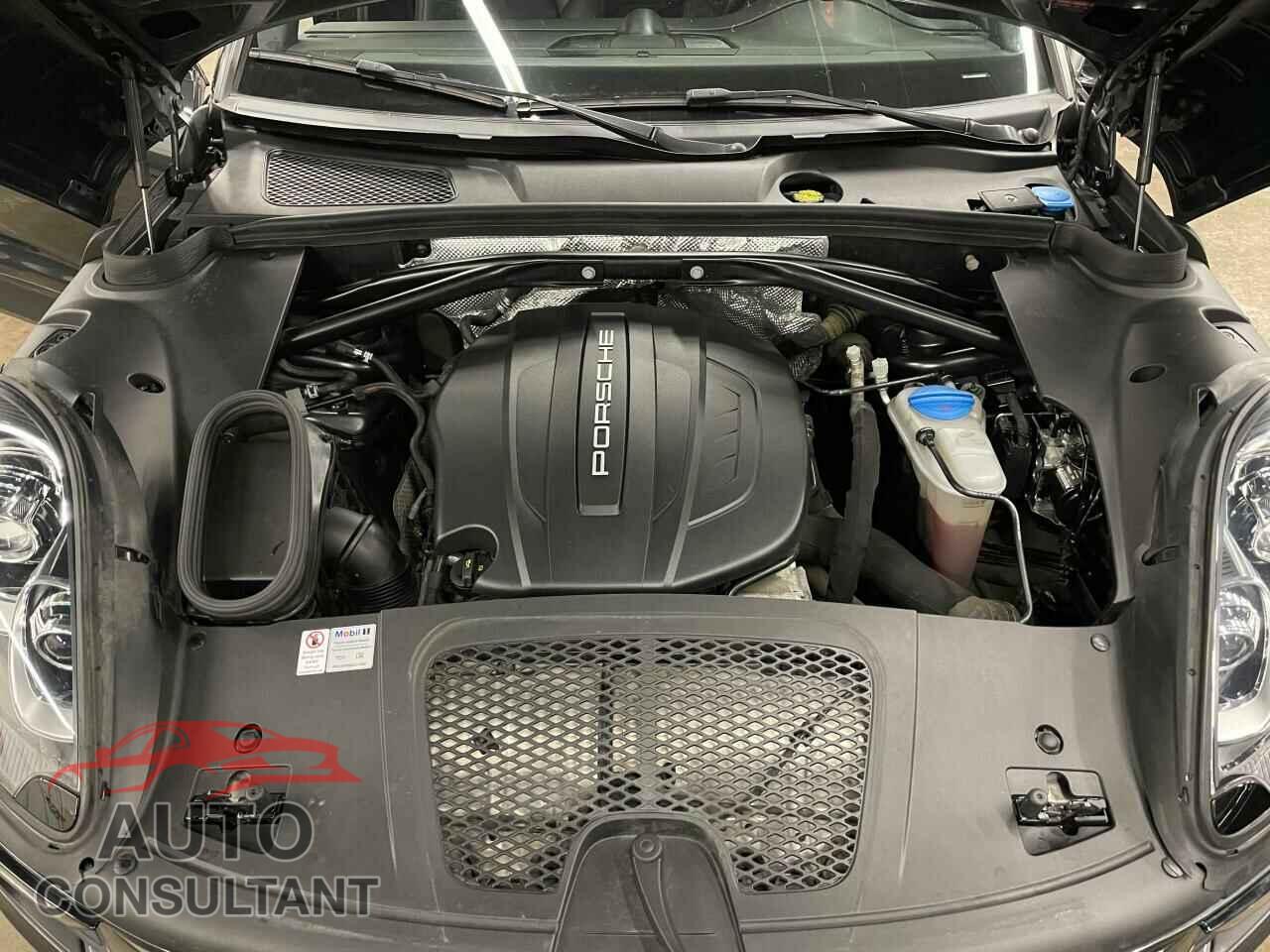 PORSCHE MACAN 2017 - WP1AA2A56HLB03133