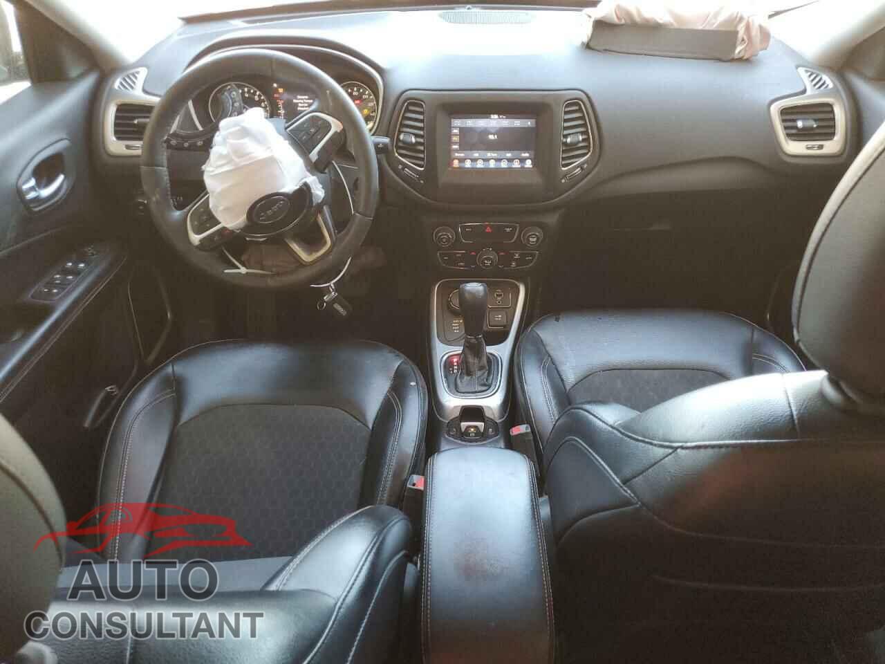 JEEP COMPASS 2017 - 3C4NJDBB6HT651284