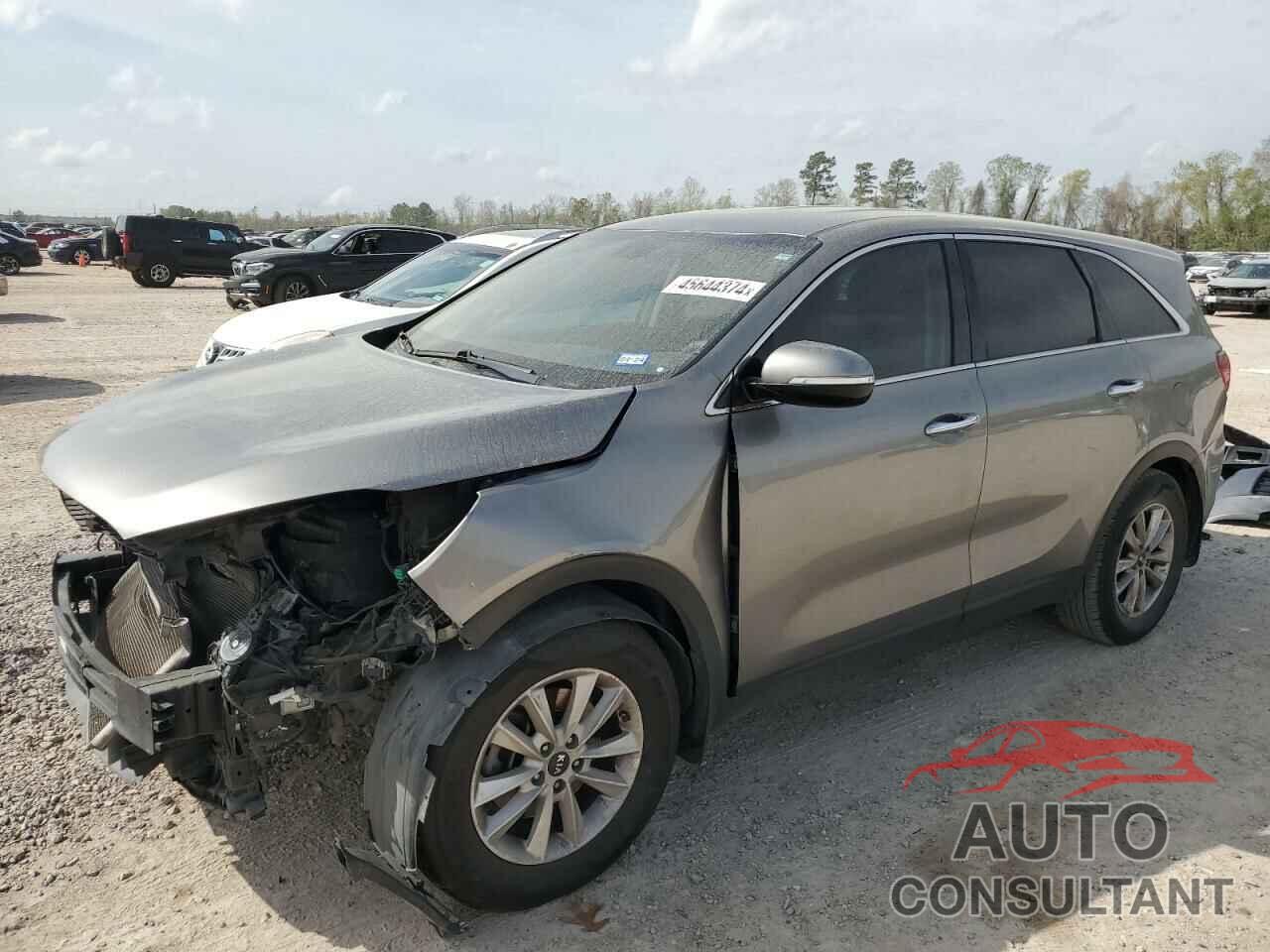 KIA SORENTO 2019 - 5XYPG4A39KG451001