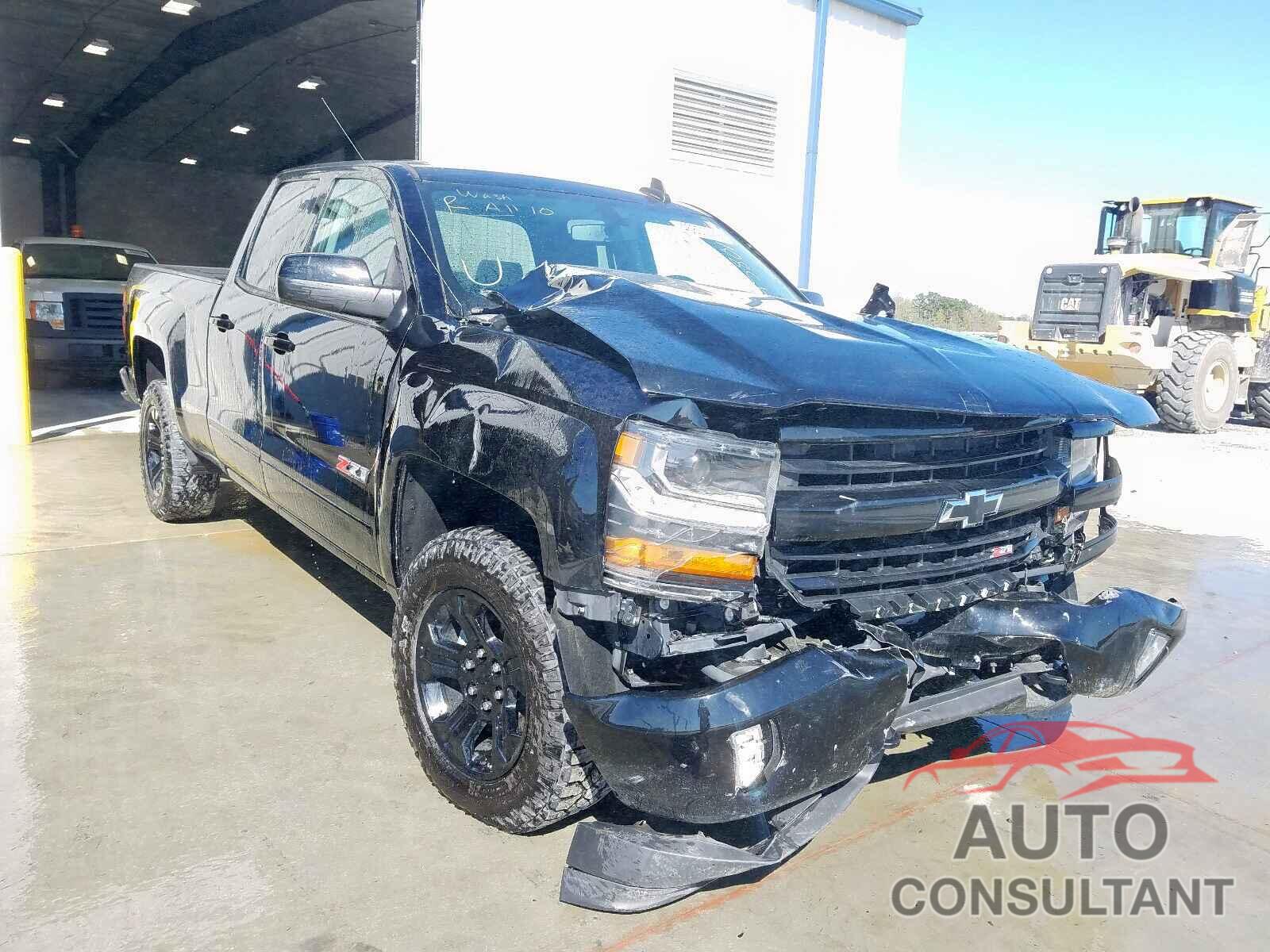 CHEVROLET SILVERADO 2018 - 1GCVKREC1JZ213057