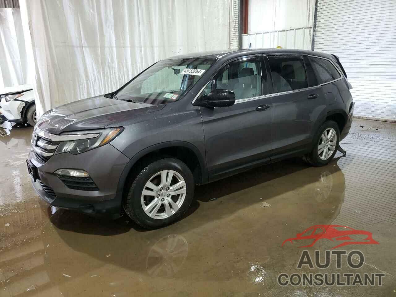 HONDA PILOT 2017 - 5FNYF6H15HB021795